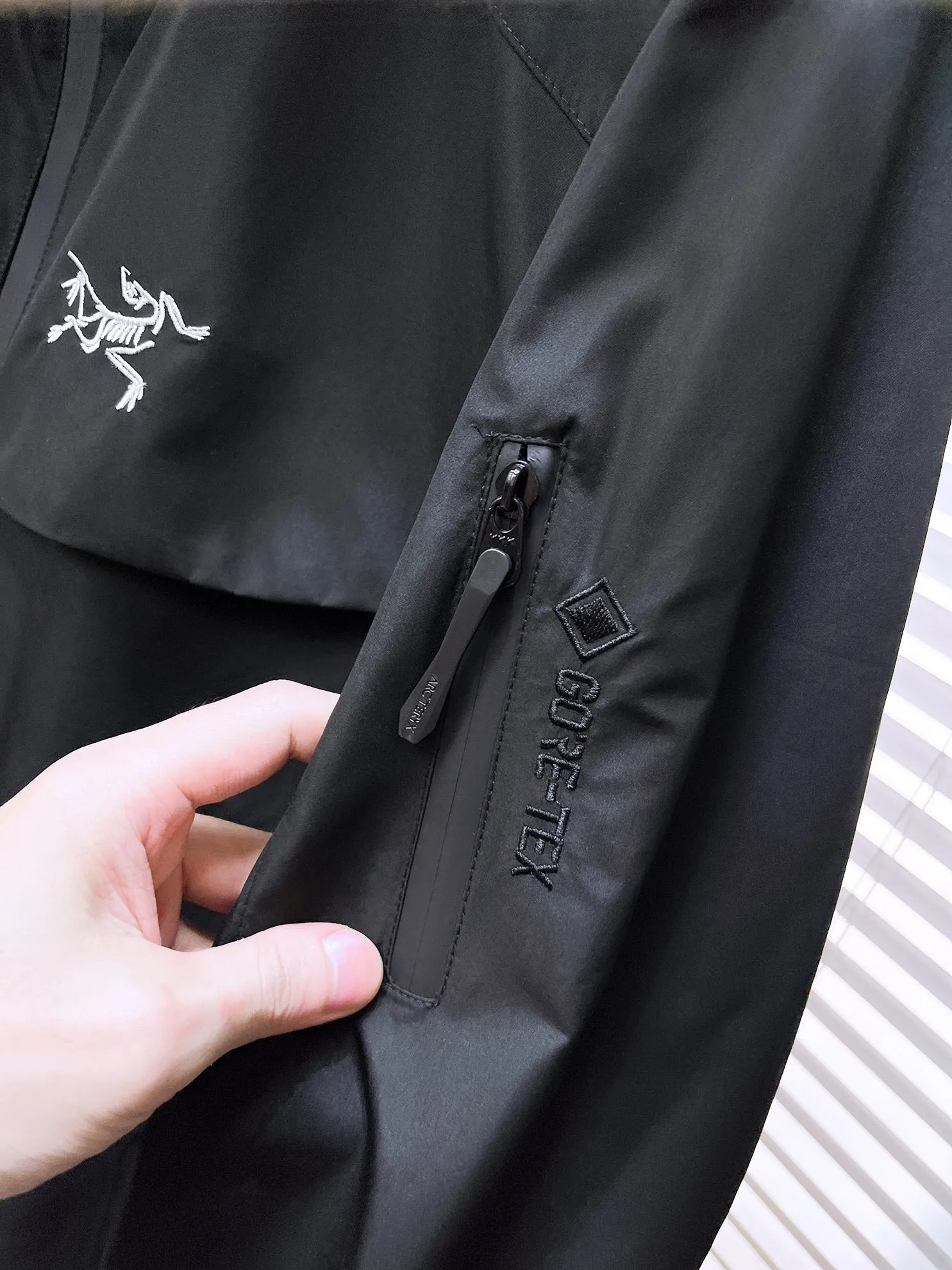 Same Style， ， 2026 New Arrival ， Original Premium Breathable ， ， ， Quality。 ， Sizes：M～3XL，